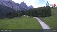Archived image Webcam Feldernalm in Ehrwald - Zugspitze 02:00