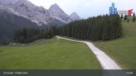 Archived image Webcam Feldernalm in Ehrwald - Zugspitze 18:00