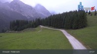 Archived image Webcam Feldernalm in Ehrwald - Zugspitze 06:00