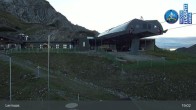 Archived image Webcam Lermoos Grubigstein Ski Resort: Grubig II Gondola 18:00