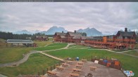 Archived image Webcam Lake Louise - Kokanee Kabin 06:00