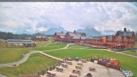 Archived image Webcam Lake Louise - Kokanee Kabin 12:00