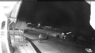 Archived image Webcam Base Area Lake Louise 04:00