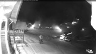 Archived image Webcam Base Area Lake Louise 01:00