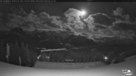 Archiv Foto Webcam Lake Louise: Whitehorn Lodge 01:00