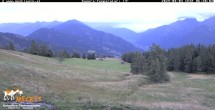 Archived image Webcam Mecki&#39;s Alm Zettersfeld 05:00