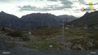 Archived image Webcam Chairlift Riedkopf - Klösterle 07:00
