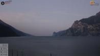 Archiv Foto Webcam Torbole 05:00