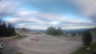 Archiv Foto Webcam Hochrindl Parkplatz 17:00