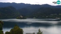 Archiv Foto Webcam Bled: Blick auf See und Burg 11:00