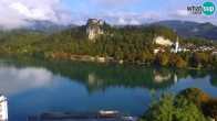 Archiv Foto Webcam Bled: Blick auf See und Burg 07:00
