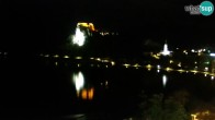 Archiv Foto Webcam Bled: Blick auf See und Burg 01:00