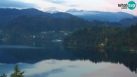 Archiv Foto Webcam Bled: Blick auf See und Burg 05:00