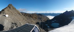 Archiv Foto Webcam Sölden Rettenbachgletscher: Weltcupstrecke an der Schwarze Schneid Bahn 07:00