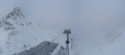 Archived image Webcam Schwarze Schneid Gondola Rettenbach Glacier 07:00