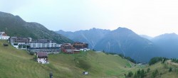 Archiv Foto Webcam Hochsölden: Blick aufs Dorf 05:00