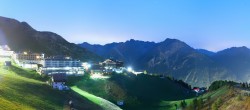 Archiv Foto Webcam Hochsölden: Blick aufs Dorf 19:00