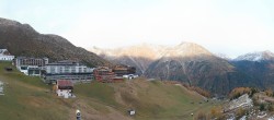 Archiv Foto Webcam Hochsölden: Blick aufs Dorf 15:00