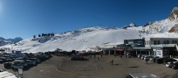 Archived image Webcam Tiefenbachgletscher Sölden 09:00