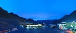 Archiv Foto Webcam Sölden Rettenbachgletscher: Weltcuptribüne und Talstation 19:00