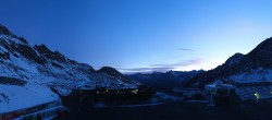 Archiv Foto Webcam Sölden Rettenbachgletscher: Weltcuptribüne und Talstation 05:00