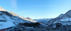 Archived image Webcam Rettenbachgletscher Sölden 07:00
