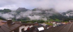 Archiv Foto Webcam Oberlech: Hotel Goldener Berg 05:00