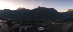 Archived image Webcam Hotel Goldener Berg: village view Oberlech 06:00