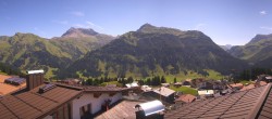 Archived image Webcam Hotel Goldener Berg: village view Oberlech 11:00