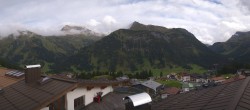 Archiv Foto Webcam Oberlech: Hotel Goldener Berg 15:00