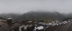 Archiv Foto Webcam Oberlech: Hotel Goldener Berg 13:00