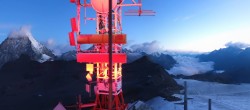 Archiv Foto Webcam Zermatt / Breuil Cervinia: Plateau Rosa 05:00
