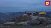 Archived image Webcam Top station Fronalpstock 04:00