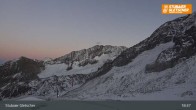 Archived image Webcam Top Station Eisgrat Gondola 02:00