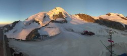 Archiv Foto Webcam Saas Fee: Restaurant Mittelallalin und Gletscherskigebiet 00:00