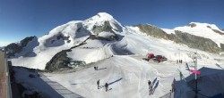 Archiv Foto Webcam Saas Fee: Restaurant Mittelallalin und Gletscherskigebiet 02:00