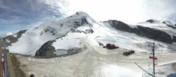 Archiv Foto Webcam Saas Fee: Restaurant Mittelallalin und Gletscherskigebiet 15:00