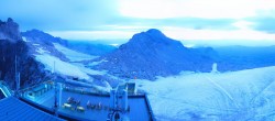 Archived image Webcam Panoramic view over the Dachstein Glacier 03:00