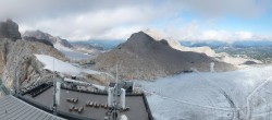 Archived image Webcam Panoramic view over the Dachstein Glacier 13:00