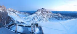 Archiv Foto Webcam Panoramablick Dachstein Gletscher 05:00