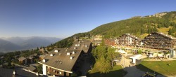 Archived image Webcam Village Centre Anzère 14:00