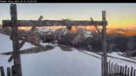 Archiv Foto Webcam Shuttleberg: Powder Shuttle Bergstation 06:00