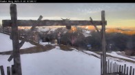 Archiv Foto Webcam Shuttleberg: Powder Shuttle Bergstation 06:00