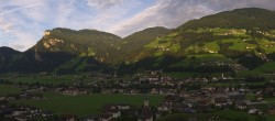 Archived image Webcam View Mayrhofen 06:00