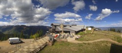 Archiv Foto Webcam Aspen Mountain: Bergrestaurant Sundeck 09:00
