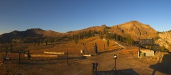 Archiv Foto Webcam Palisades Tahoe: Skigebiet 07:00