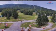Archiv Foto Webcam Blick auf die Talstation des Mont Sainte Anne 14:00