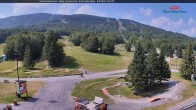 Archiv Foto Webcam Blick auf die Talstation des Mont Sainte Anne 09:00