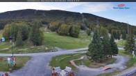 Archiv Foto Webcam Blick auf die Talstation des Mont Sainte Anne 18:00