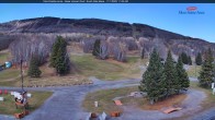 Archiv Foto Webcam Blick auf die Talstation des Mont Sainte Anne 11:00